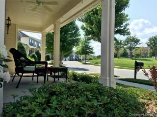 8013 Bridgegate Dr, Huntersville, NC 28078-1294