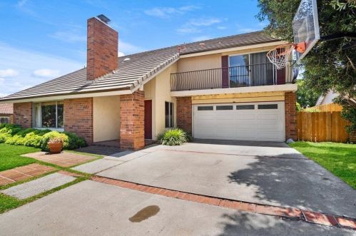 483 Goulburn Ct, El Cajon, CA 92020-2926