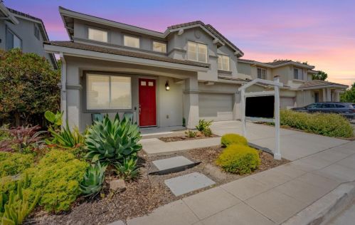 748 Avelar St, Palo Alto, CA 94303-1769