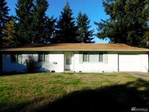 1210 Crystal Ct, Yelm, WA 98597-9775