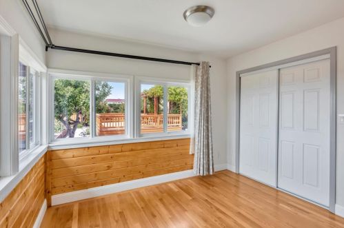 1924 Marineview Dr, San Leandro CA 94577-5315 exterior