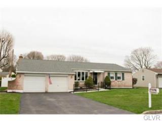 2544 College Ln, Allentown, PA 18103-3763