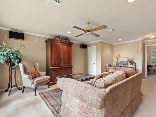 2202 Country Crk Way, Richmond TX 77406-6611 exterior