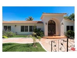 3606 Terrace View Dr, Van Nuys, CA 91436-4020