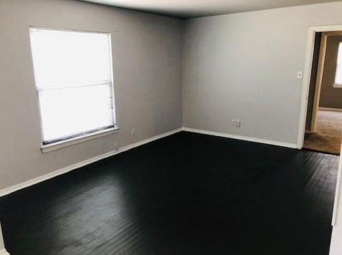 11818 Broadmoor Dr, Dallas, TX 75218-2054