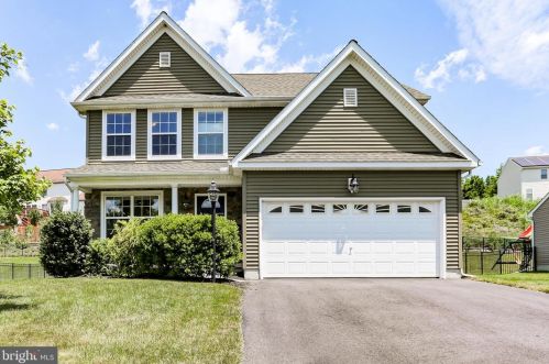 470 Yale St, Harrisburg, PA 17111-3501