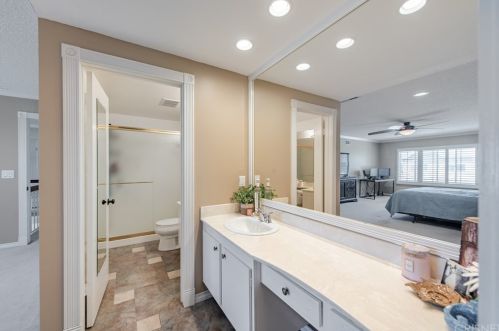 1567 Bridget Ave, Simi Valley CA  93065-3607 exterior