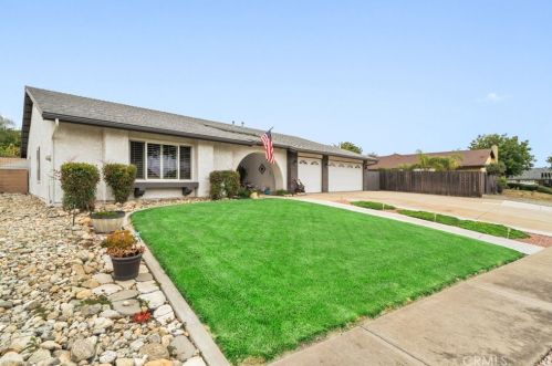 871 Emily Ct, Upland, CA 91786-2239