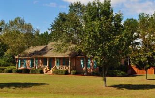 124 Robin Rdg, Fitzgerald, GA 31750-8649