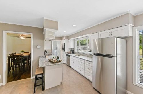 7001 Richlynn Ter, Fort Worth TX  76118-5119 exterior