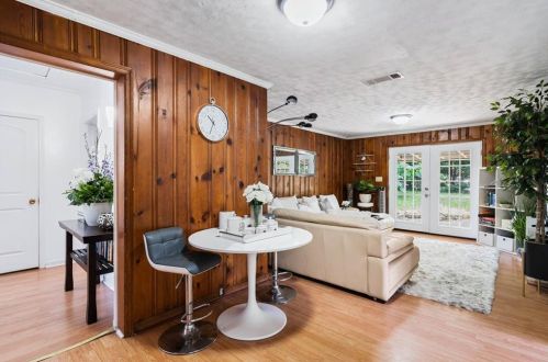 1753 Ellen St, Atlanta GA  30318-2711 exterior