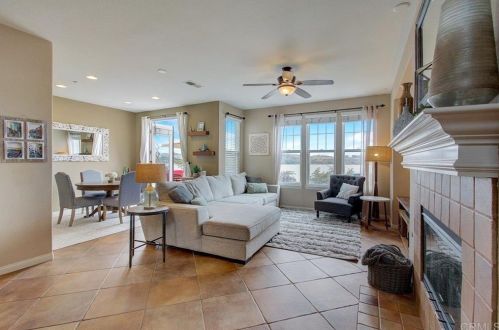 4747 Beachwood Ct, Carlsbad, CA 92008-4290