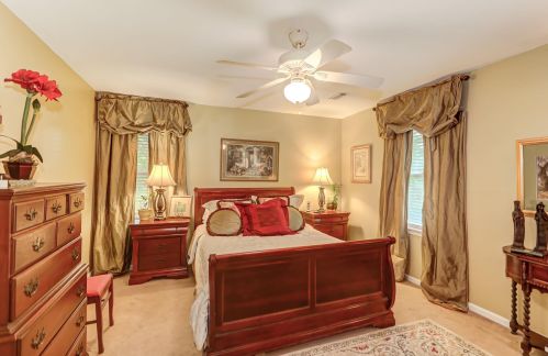 29 Beachwood, Isle Of Palms SC  29451-2815 exterior