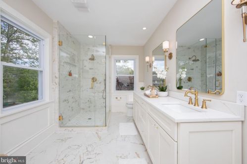 281 Rhoads Ave, Tavistock NJ  08033-1470 exterior