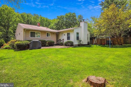 103 Claybrook Dr, Silver Spring MD 20902-3114 exterior