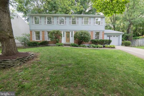 8404 Chillum Ct, Springfield, VA 22153-3503