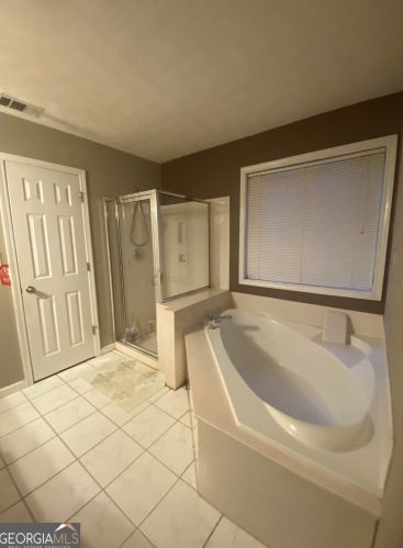 412 Northwind Way, Stockbridge GA  30281-6252 exterior