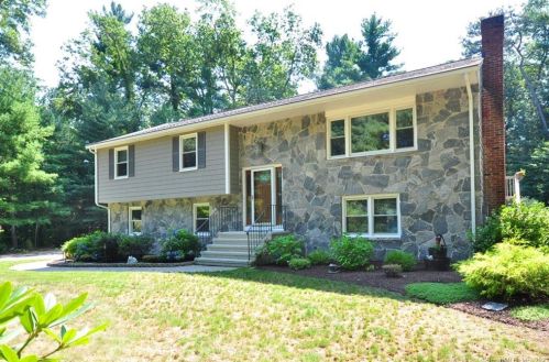 9 Winhart Dr, Granby, CT 06035-2815