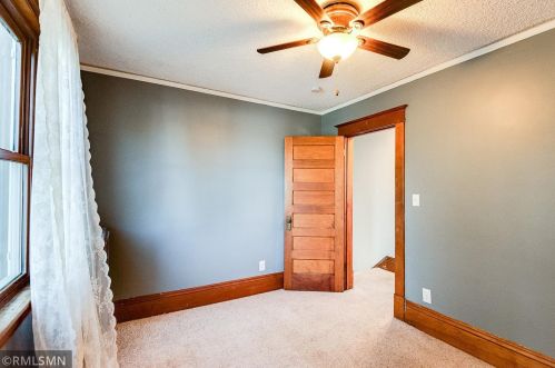 946 Cook Ave, Saint Paul MN  55106-3235 exterior