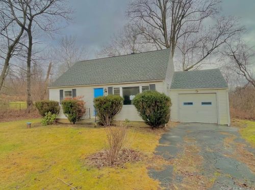 40 Baron Ln, Torrington, CT 06790-4407