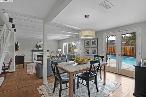 11717 Solana Dr, Pleasanton, CA 94568-1375