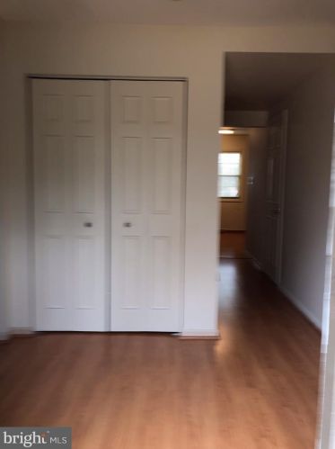 8527 Hooes Rd, Springfield VA  22153-1709 exterior