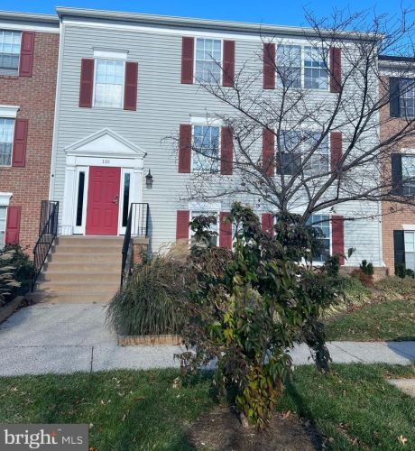 110 Prosperity Ave, Leesburg, VA 20175-4154