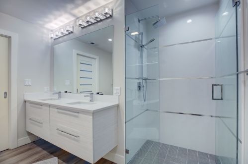 6906 Jarvis Ave, Niles IL  60714-4016 exterior