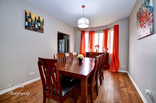 708 Bay Shore Dr, Pingree Grove IL  60140-9144 exterior