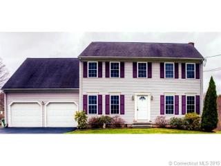 6 Mcnabola Ln, Wallingford, CT 06492-2639