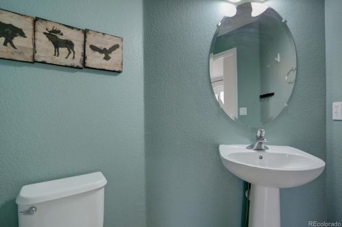 21993 Jamison Pl, Denver CO  80016-7289 exterior