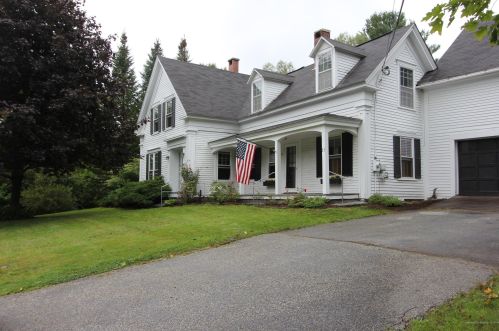 25 Buckfield Rd, Turner, ME 04282-3754