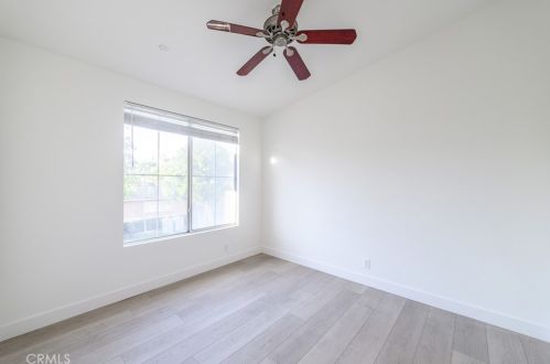 1407 Elmhurst, Irvine CA  92618-4023 exterior