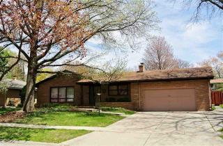 725 Tamarack Ln, Rockford, IL 61107-3557