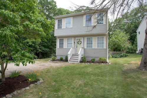 13 Vireo St, Providence, RI 02904-4723