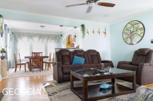 1385 Cornerstone Pl, Tucker, GA 30084-1252