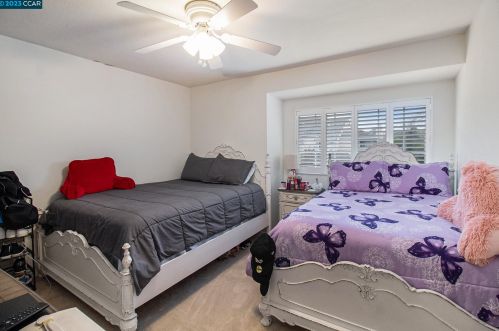 5241 Pebble Glen Dr, Concord CA  94521-4534 exterior