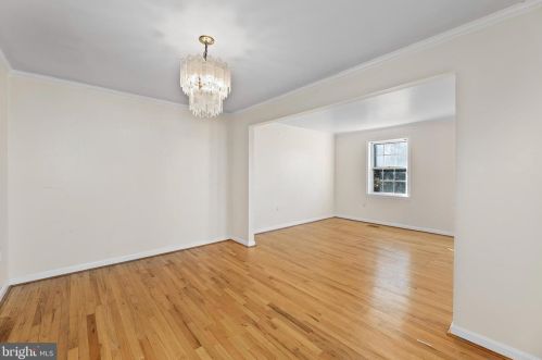 5250 Bradgen Ct, Springfield VA  22151-3505 exterior