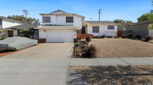 2863 226th St, Torrance, CA 90505-2805