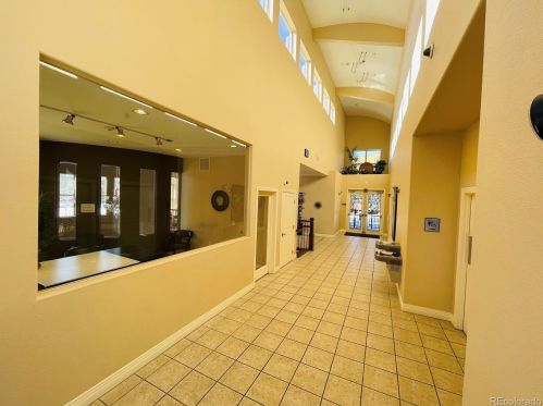 9039 Panorama Cir, Englewood CO  80112-3567 exterior