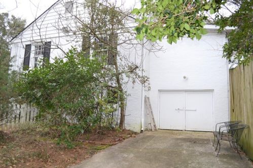 388 Collier Rd, Atlanta GA  30309-1707 exterior