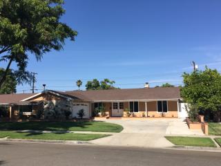 856 Cardiff St, Anaheim, CA 92806-4804