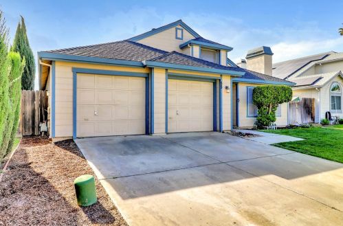 55 Hickory Ave, Tracy, CA 95376-4443