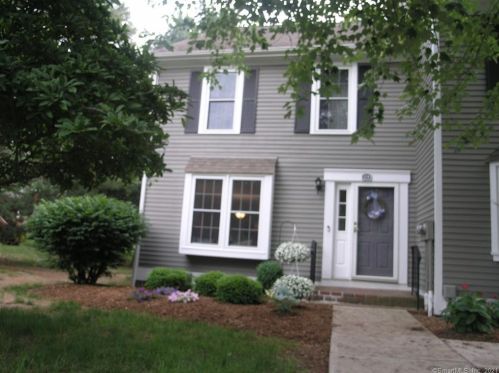 124 Georgetown Dr, Glastonbury, CT 06033-2339