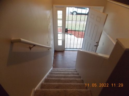 17630 Winston Dr, Country Club Hills, IL 60478-4853