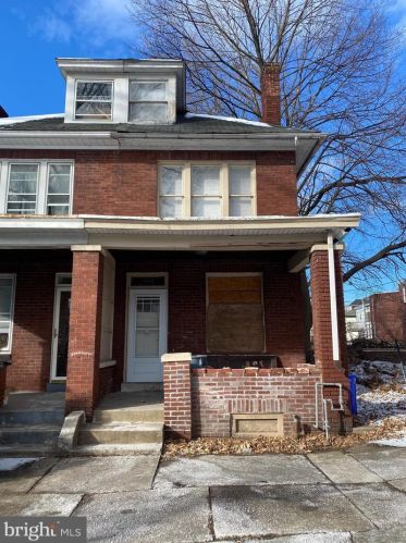 566 Wiconisco St, Harrisburg, PA 17110-2639