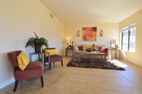 724 Knollwood Ln, San Dimas, CA 91773-3617
