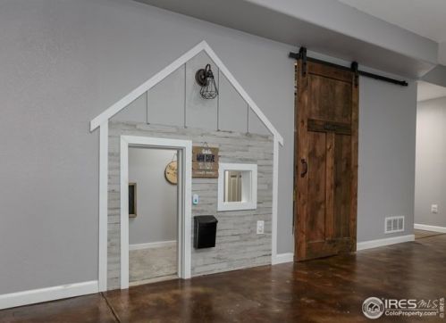 338 Graham Ln, Loveland CO exterior