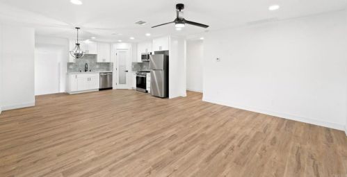 156 4th Ave, Chula Vista CA  91910-2555 exterior