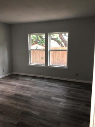 2500 Rodeo St, Fort Worth TX  76119-4637 exterior